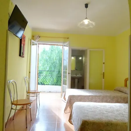 Lleida Guest house *